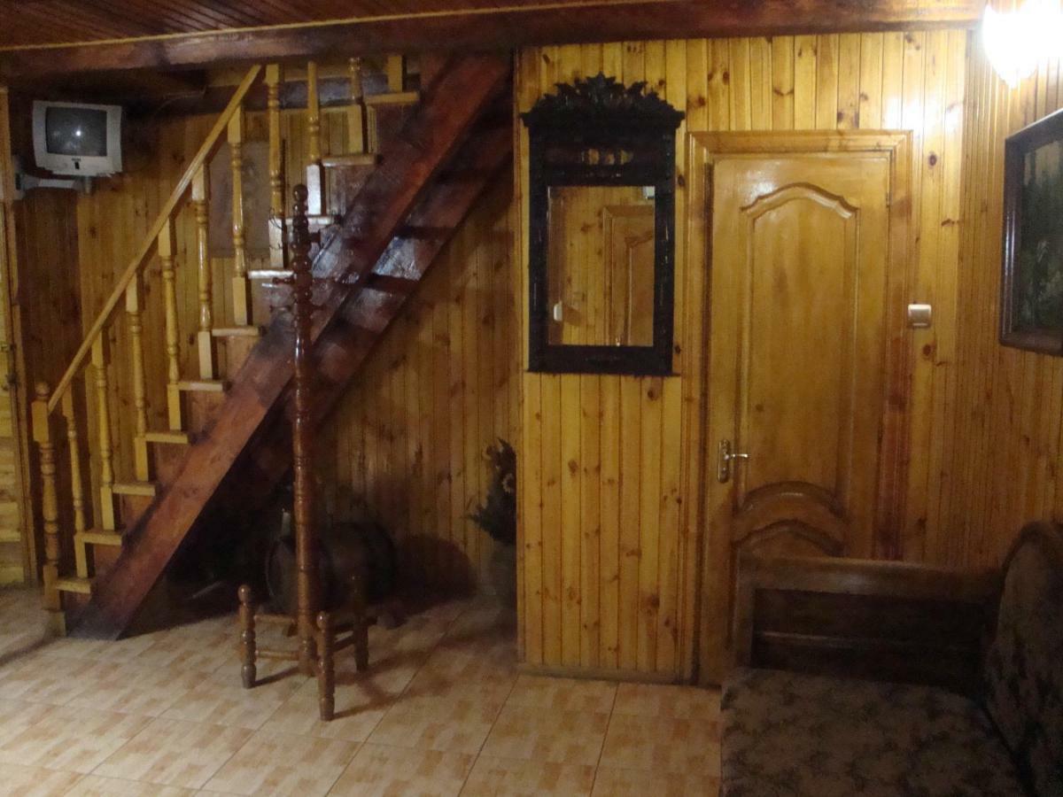 Domik S Saunoy Na Ogiyenko Appartement Kamjanets-Podilsky Buitenkant foto