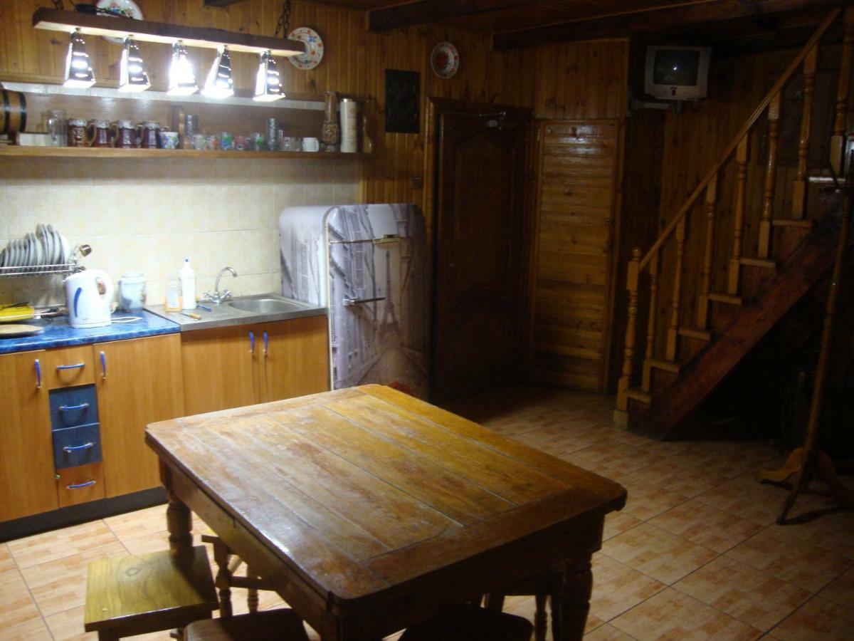 Domik S Saunoy Na Ogiyenko Appartement Kamjanets-Podilsky Buitenkant foto